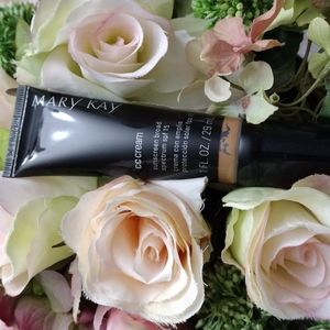 NWT Mary Kay CC Cream Sunscreen Broad Spectrum SPF 15